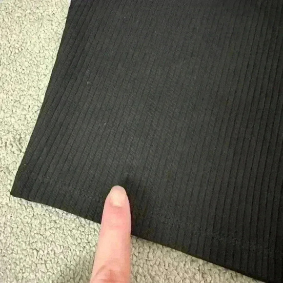 Madewell *Black* Square-Neck Long-Sleeve Crop Tee in Sleekhold Size XS - Picture 6 of 7